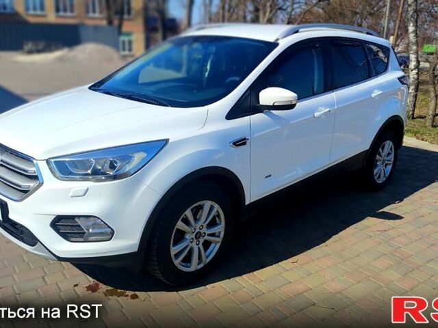 Белый Форд Куга, объемом двигателя 2 л и пробегом 160 тыс. км за 16000 $, фото 2 на Automoto.ua