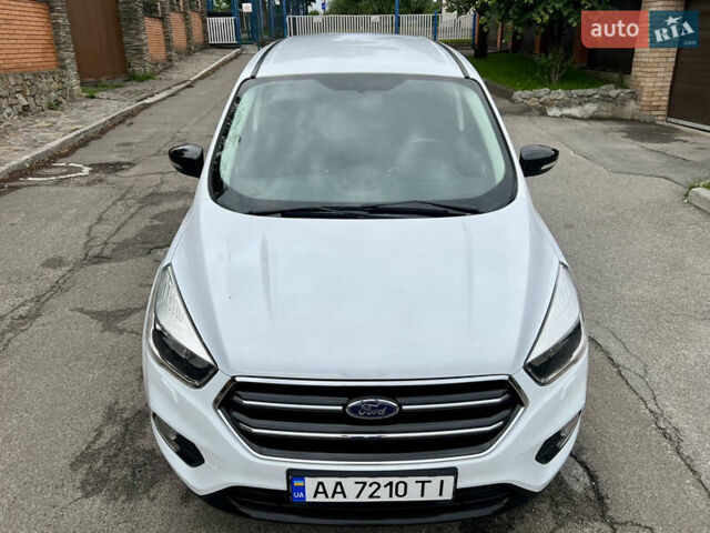 Белый Форд Куга, объемом двигателя 2 л и пробегом 123 тыс. км за 16500 $, фото 14 на Automoto.ua