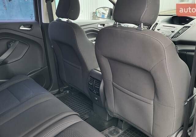 Белый Форд Куга, объемом двигателя 2 л и пробегом 201 тыс. км за 15500 $, фото 21 на Automoto.ua