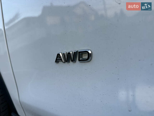 Белый Форд Куга, объемом двигателя 2 л и пробегом 243 тыс. км за 14700 $, фото 14 на Automoto.ua