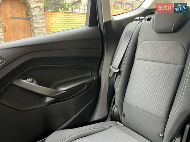 Белый Форд Куга, объемом двигателя 2 л и пробегом 123 тыс. км за 16500 $, фото 60 на Automoto.ua