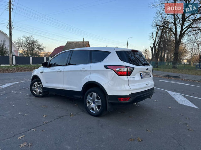 Белый Форд Куга, объемом двигателя 2 л и пробегом 243 тыс. км за 14700 $, фото 22 на Automoto.ua