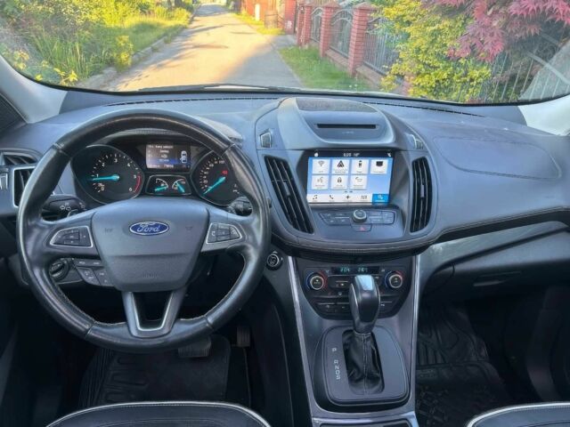 Білий Форд Куга, об'ємом двигуна 2 л та пробігом 110 тис. км за 9950 $, фото 9 на Automoto.ua