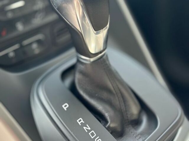 Белый Форд Куга, объемом двигателя 2 л и пробегом 80 тыс. км за 15800 $, фото 8 на Automoto.ua