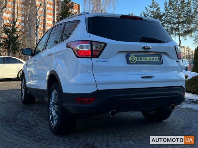 Белый Форд Куга, объемом двигателя 2 л и пробегом 245 тыс. км за 16600 $, фото 4 на Automoto.ua