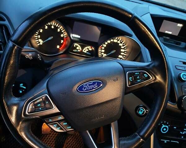 Білий Форд Куга, об'ємом двигуна 1.5 л та пробігом 120 тис. км за 14700 $, фото 33 на Automoto.ua