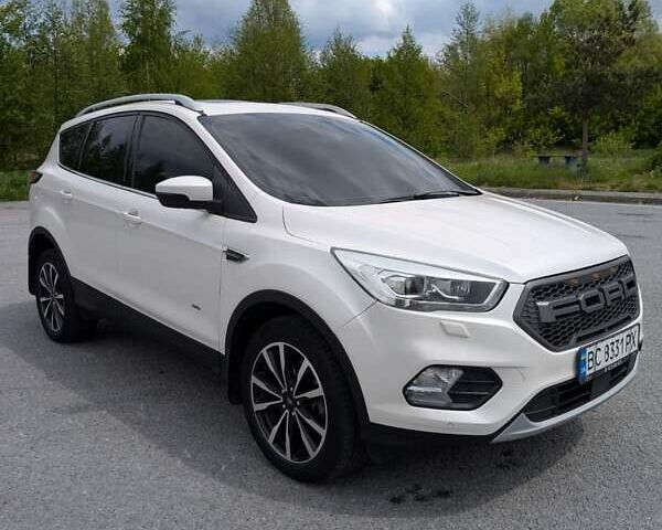 Форд Куга 2017 в Житомире на Automoto.ua Белый Форд Куга, объемом двигателя 2 л и пробегом 168 тыс. км за 16500 $, фото 9 на Automoto.ua