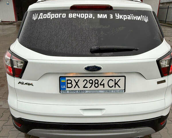 Білий Форд Куга, об'ємом двигуна 2 л та пробігом 174 тис. км за 15000 $, фото 2 на Automoto.ua