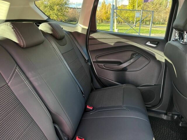 Форд Куга 2017 в Кривом Роге на Automoto.ua Белый Форд Куга, объемом двигателя 2 л и пробегом 96 тыс. км за 17200 $, фото 19 на Automoto.ua