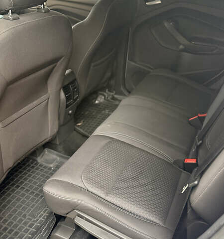 Білий Форд Куга, об'ємом двигуна 2 л та пробігом 255 тис. км за 15500 $, фото 7 на Automoto.ua