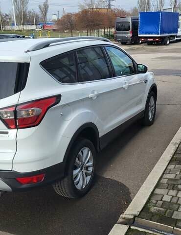 Білий Форд Куга, об'ємом двигуна 1.5 л та пробігом 112 тис. км за 14700 $, фото 3 на Automoto.ua