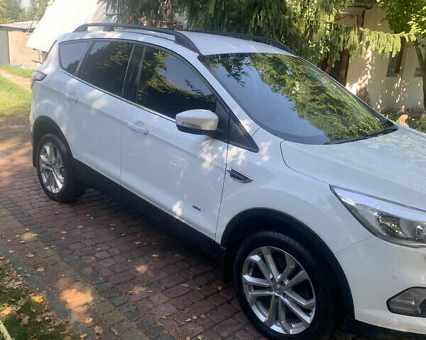 Білий Форд Куга, об'ємом двигуна 2 л та пробігом 203 тис. км за 16000 $, фото 7 на Automoto.ua