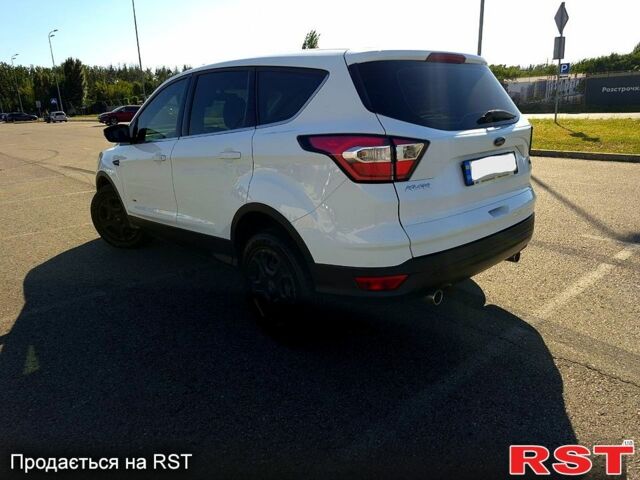 Білий Форд Куга, об'ємом двигуна 2 л та пробігом 174 тис. км за 14400 $, фото 2 на Automoto.ua