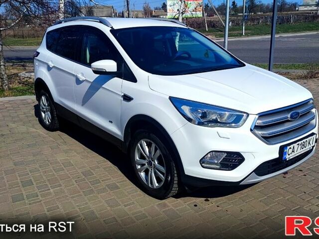 Белый Форд Куга, объемом двигателя 2 л и пробегом 160 тыс. км за 16000 $, фото 3 на Automoto.ua