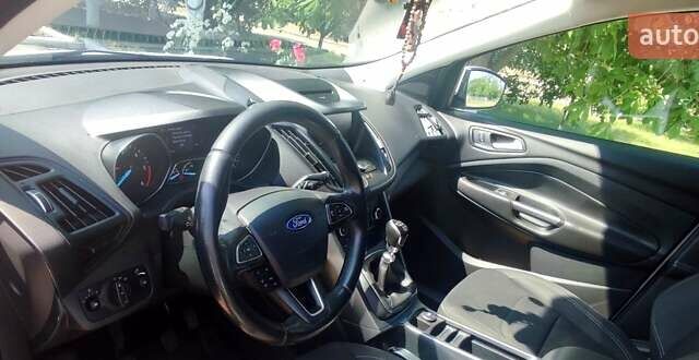 Белый Форд Куга, объемом двигателя 2 л и пробегом 178 тыс. км за 17000 $, фото 11 на Automoto.ua