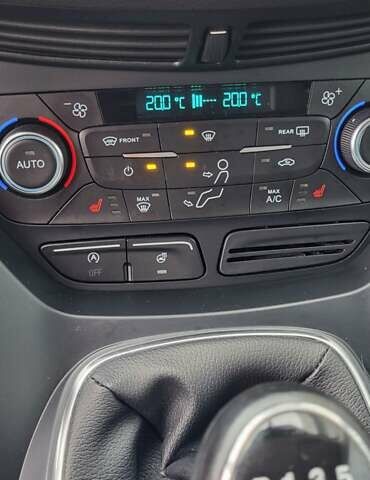 Білий Форд Куга, об'ємом двигуна 1.5 л та пробігом 112 тис. км за 14700 $, фото 13 на Automoto.ua