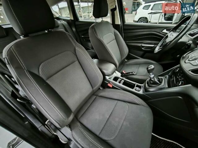 Белый Форд Куга, объемом двигателя 1.5 л и пробегом 180 тыс. км за 14400 $, фото 17 на Automoto.ua