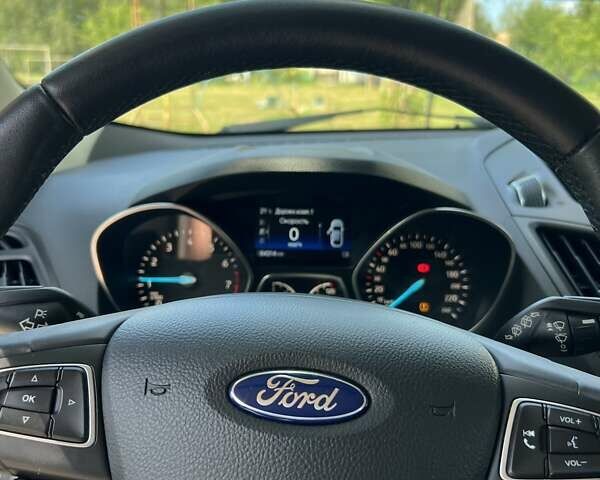 Форд Куга 2018 в Полтаве на Automoto.ua Белый Форд Куга, объемом двигателя 1.5 л и пробегом 64 тыс. км за 16990 $, фото 15 на Automoto.ua