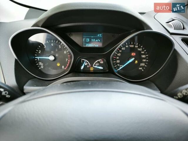 Белый Форд Куга, объемом двигателя 1.5 л и пробегом 180 тыс. км за 14400 $, фото 30 на Automoto.ua