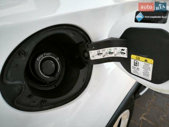Белый Форд Куга, объемом двигателя 1.5 л и пробегом 180 тыс. км за 14400 $, фото 26 на Automoto.ua