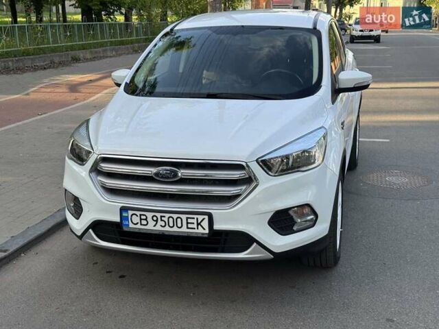 Білий Форд Куга, об'ємом двигуна 1.5 л та пробігом 116 тис. км за 17000 $, фото 15 на Automoto.ua