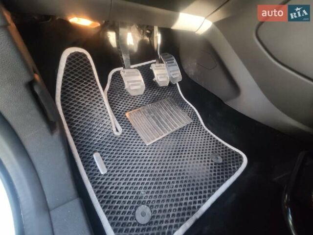 Белый Форд Куга, объемом двигателя 1.5 л и пробегом 180 тыс. км за 14400 $, фото 36 на Automoto.ua