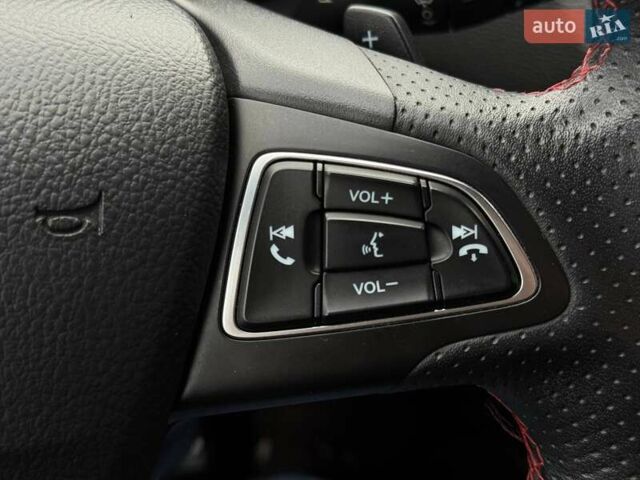 Белый Форд Куга, объемом двигателя 2 л и пробегом 184 тыс. км за 18700 $, фото 37 на Automoto.ua