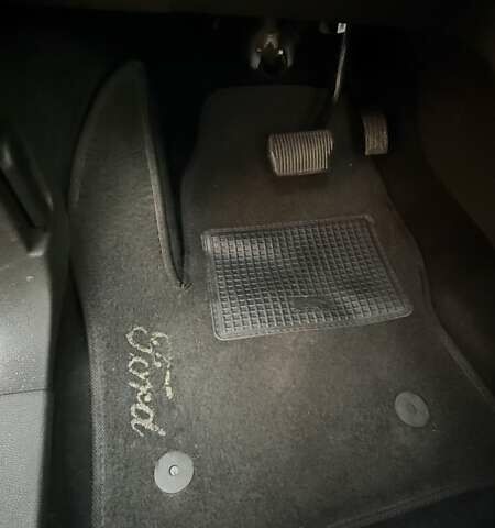 Білий Форд Куга, об'ємом двигуна 2 л та пробігом 187 тис. км за 16963 $, фото 21 на Automoto.ua