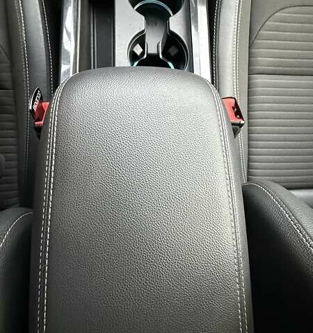 Білий Форд Куга, об'ємом двигуна 2 л та пробігом 187 тис. км за 16963 $, фото 25 на Automoto.ua