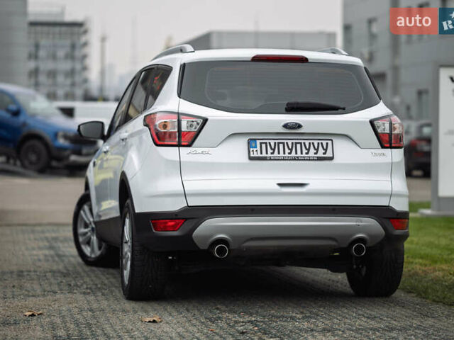 Белый Форд Куга, объемом двигателя 1.5 л и пробегом 82 тыс. км за 19500 $, фото 8 на Automoto.ua