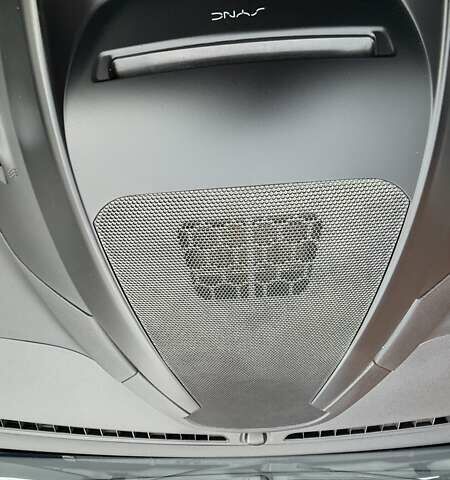 Білий Форд Куга, об'ємом двигуна 2 л та пробігом 187 тис. км за 16963 $, фото 35 на Automoto.ua