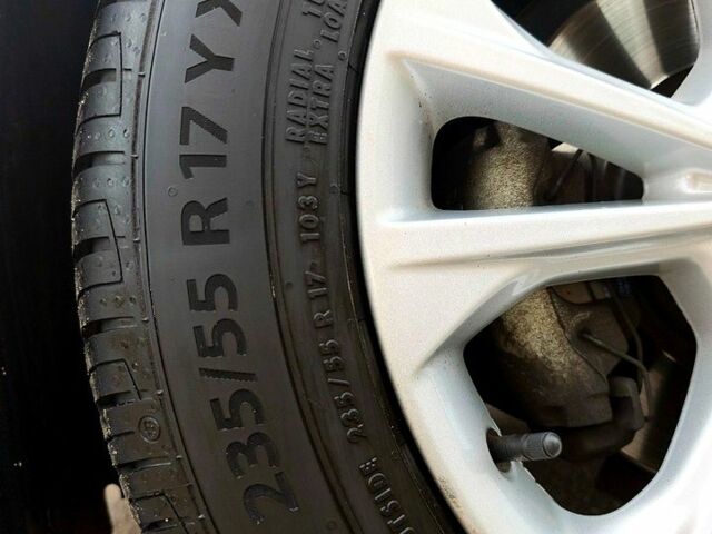 Форд Куга 2019 у Южноукраинске на Automoto.ua Білий Форд Куга, об'ємом двигуна 1.5 л та пробігом 75 тис. км за 17500 $, фото 5 на Automoto.ua