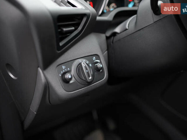 Белый Форд Куга, объемом двигателя 1.5 л и пробегом 82 тыс. км за 19500 $, фото 32 на Automoto.ua