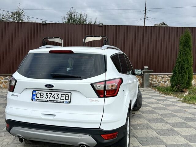 Білий Форд Куга, об'ємом двигуна 1.5 л та пробігом 20 тис. км за 22000 $, фото 5 на Automoto.ua
