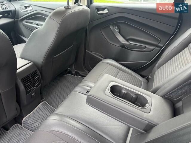 Белый Форд Куга, объемом двигателя 1.5 л и пробегом 91 тыс. км за 17500 $, фото 52 на Automoto.ua