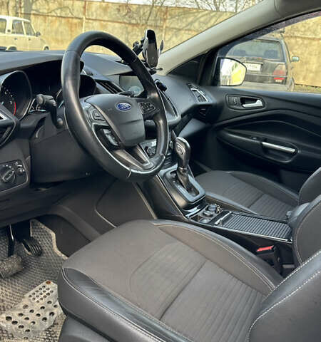 Белый Форд Куга, объемом двигателя 1.5 л и пробегом 102 тыс. км за 19500 $, фото 27 на Automoto.ua