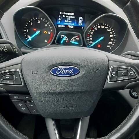 Белый Форд Куга, объемом двигателя 1.5 л и пробегом 35 тыс. км за 19500 $, фото 4 на Automoto.ua