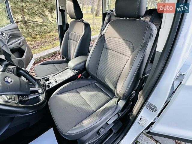 Білий Форд Куга, об'ємом двигуна 2 л та пробігом 140 тис. км за 18500 $, фото 51 на Automoto.ua