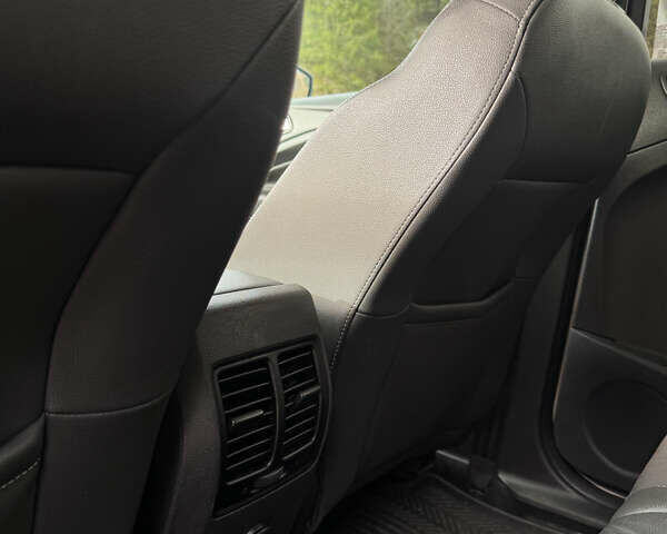 Білий Форд Куга, об'ємом двигуна 1.5 л та пробігом 125 тис. км за 14500 $, фото 29 на Automoto.ua