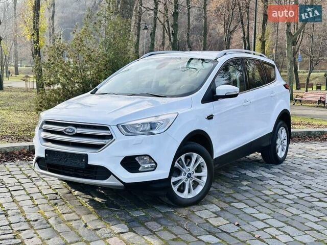 Білий Форд Куга, об'ємом двигуна 2 л та пробігом 140 тис. км за 18500 $, фото 14 на Automoto.ua