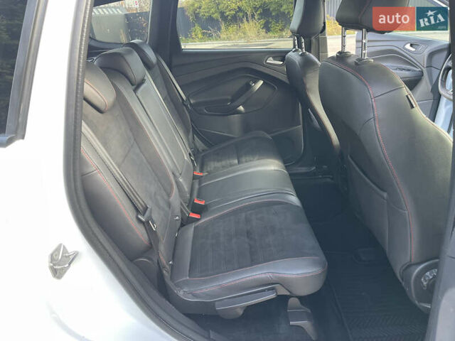 Білий Форд Куга, об'ємом двигуна 2 л та пробігом 248 тис. км за 17500 $, фото 26 на Automoto.ua