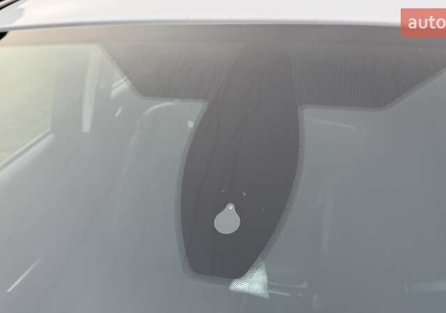 Білий Форд Куга, об'ємом двигуна 2 л та пробігом 187 тис. км за 16963 $, фото 14 на Automoto.ua