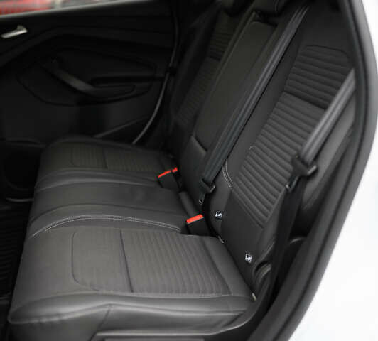 Белый Форд Куга, объемом двигателя 1.5 л и пробегом 82 тыс. км за 19500 $, фото 23 на Automoto.ua