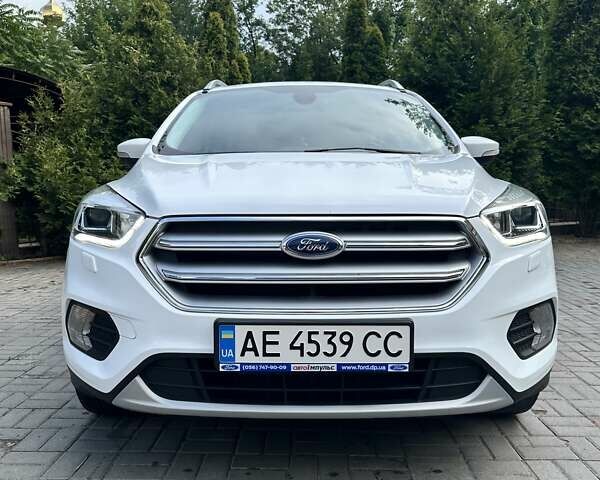 Белый Форд Куга, объемом двигателя 1.5 л и пробегом 49 тыс. км за 18500 $, фото 37 на Automoto.ua