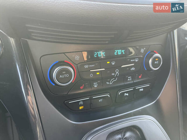 Білий Форд Куга, об'ємом двигуна 2 л та пробігом 248 тис. км за 17500 $, фото 35 на Automoto.ua