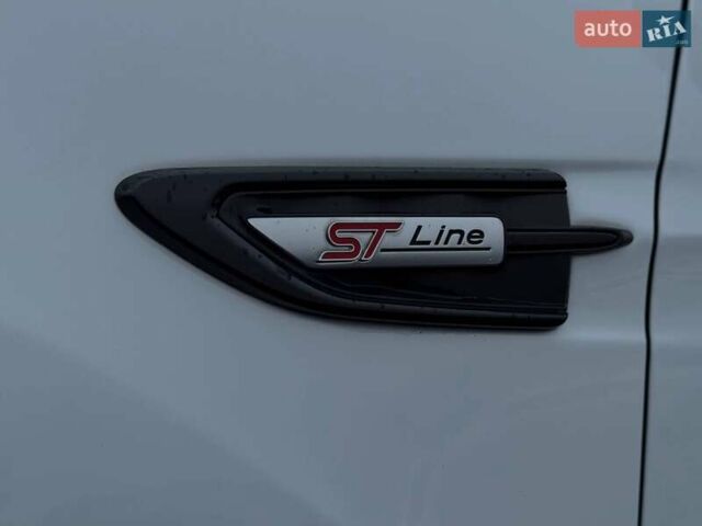 Белый Форд Куга, объемом двигателя 2 л и пробегом 184 тыс. км за 18700 $, фото 14 на Automoto.ua