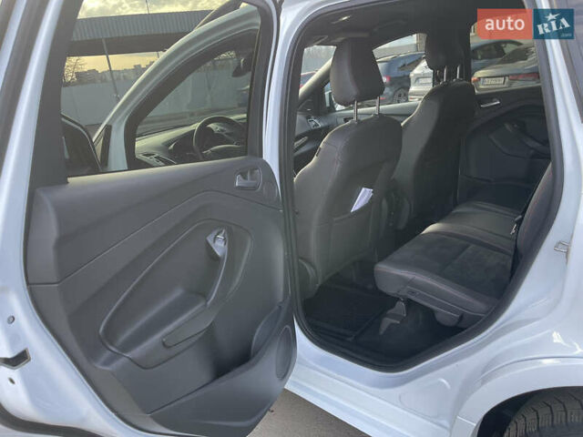 Білий Форд Куга, об'ємом двигуна 2 л та пробігом 248 тис. км за 17500 $, фото 20 на Automoto.ua