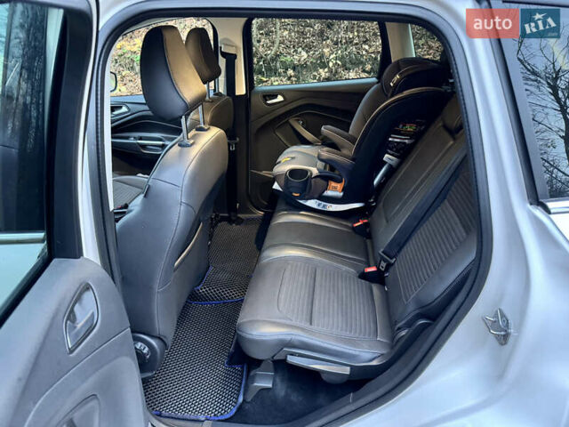 Белый Форд Куга, объемом двигателя 1.5 л и пробегом 64 тыс. км за 21500 $, фото 10 на Automoto.ua