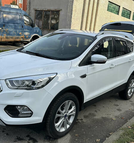 Белый Форд Куга, объемом двигателя 1.5 л и пробегом 102 тыс. км за 19500 $, фото 30 на Automoto.ua