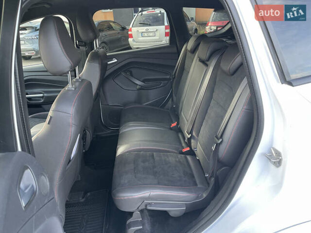 Білий Форд Куга, об'ємом двигуна 2 л та пробігом 248 тис. км за 17500 $, фото 21 на Automoto.ua